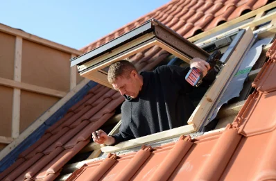 Pose de fenêtres de toit Velux à Bertrancourt